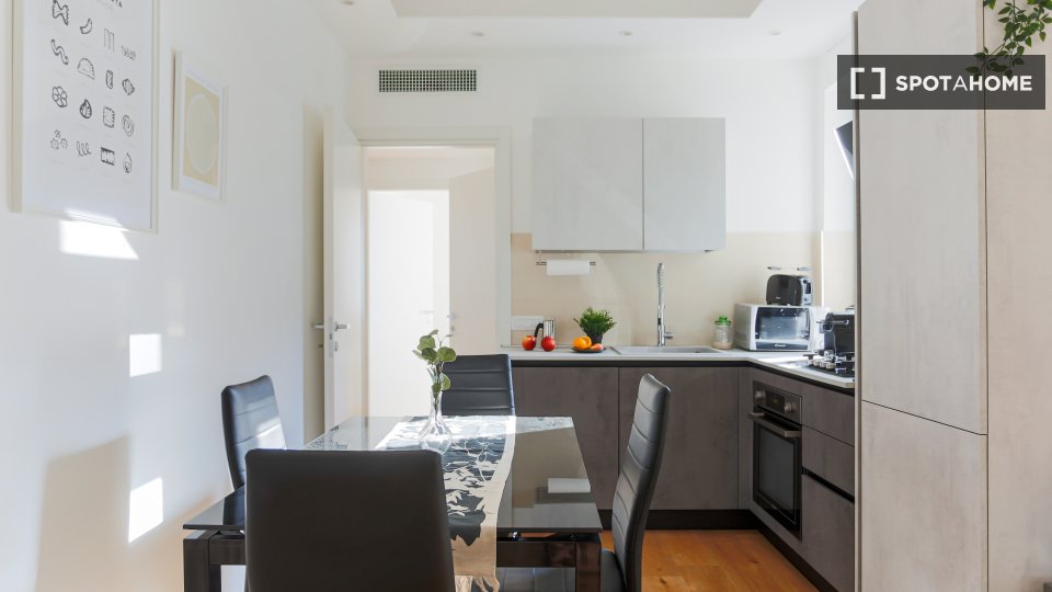 Apartment Milan, 2 beds, 80m² — photo 32