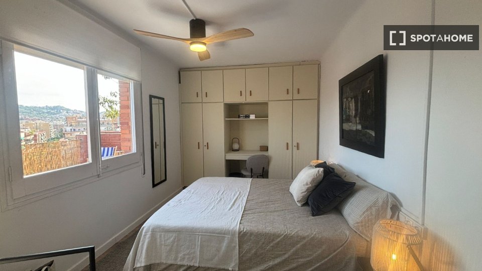 Double room Barcelona, 8 beds, 220m² — photo 5