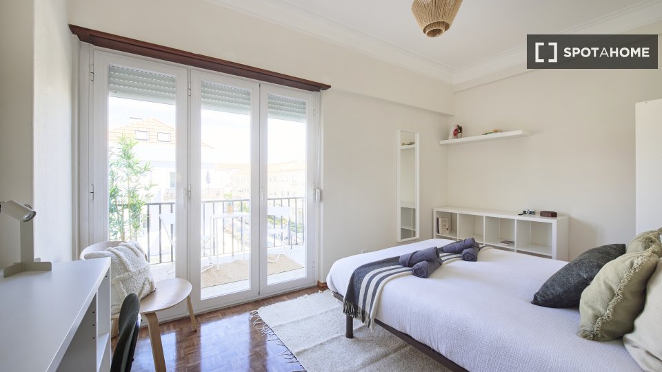 Double room Lisbon, 10 beds — photo 12