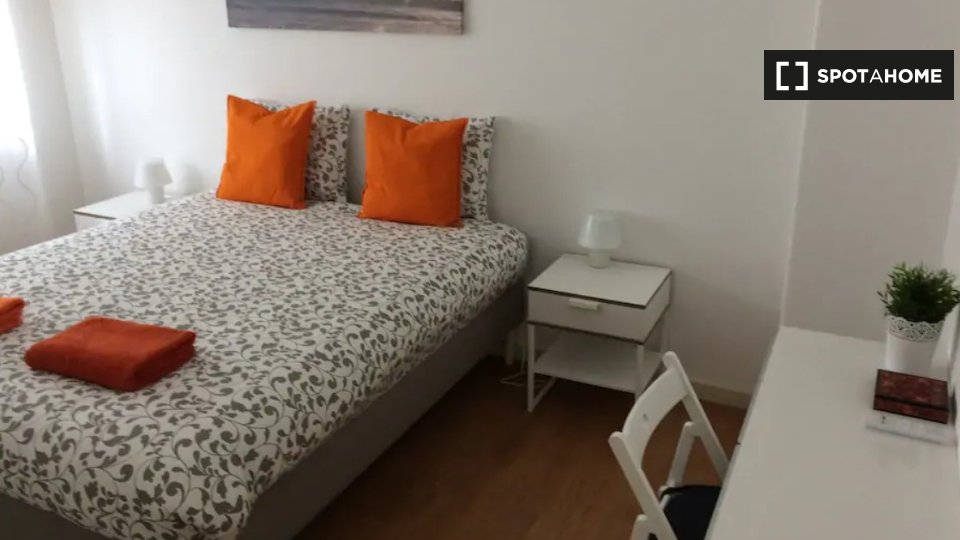Double room Porto, 5 beds — photo 12