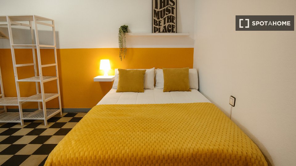 Double room Granada, 6 beds, 160m² — photo 20
