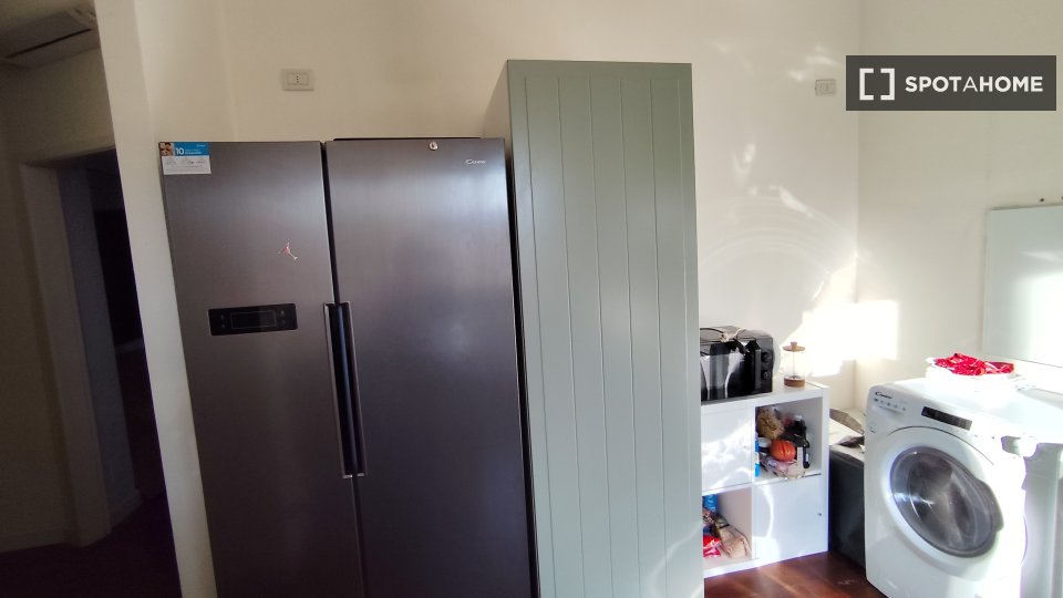 Double room Bologna, 8 beds, 185m² — photo 18
