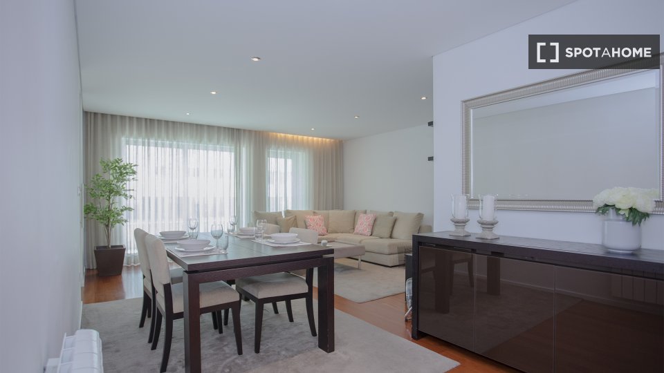 Apartment Porto, 2 beds, 110m² — photo 16