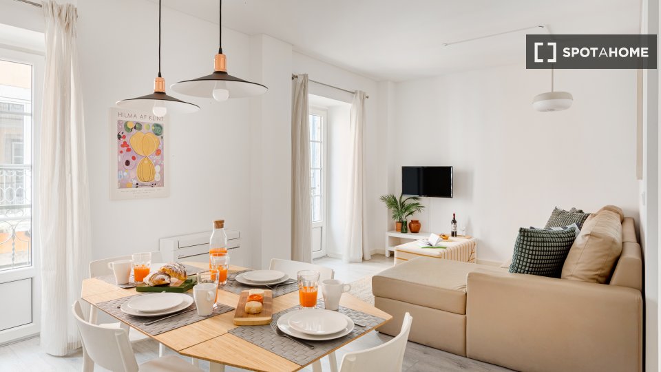 Apartment Lisbon, 3 beds — photo 15