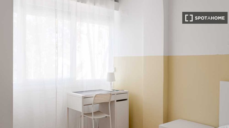 Double room Lisbon, 8 beds — photo 3