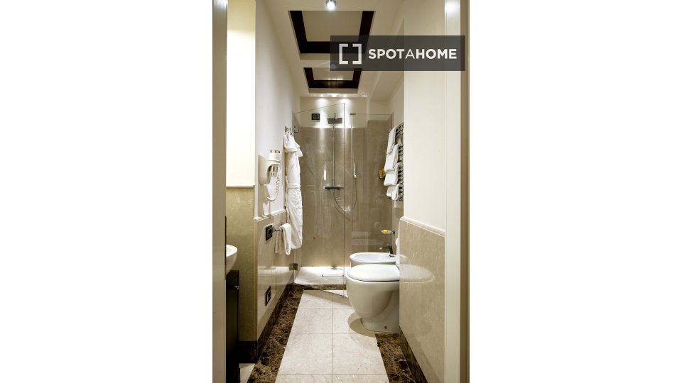 Double room Florence, 1 bed — photo 10