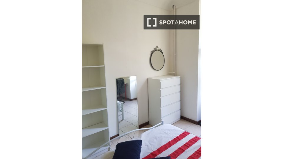 Double room Turin, 5 beds, 122m² — photo 13