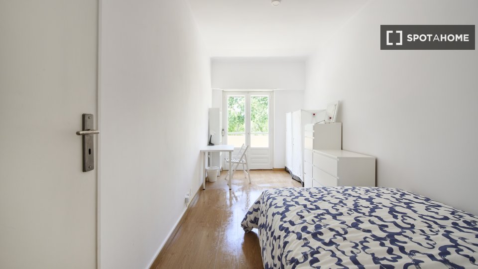 Double room Lisbon, 7 beds — photo 4