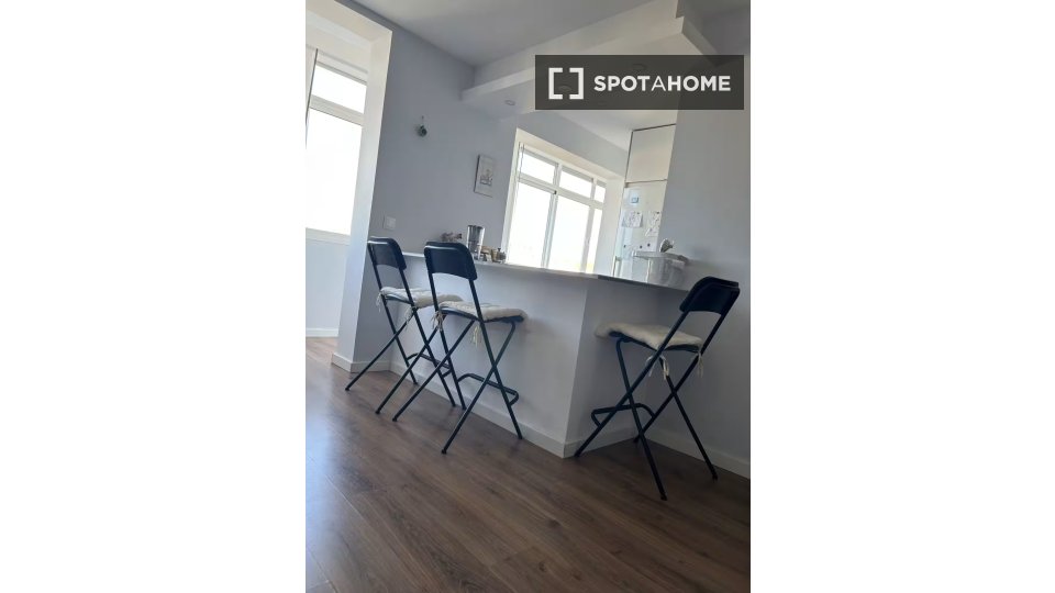 Apartment Lisbon, 1 bed, 50m² — photo 3