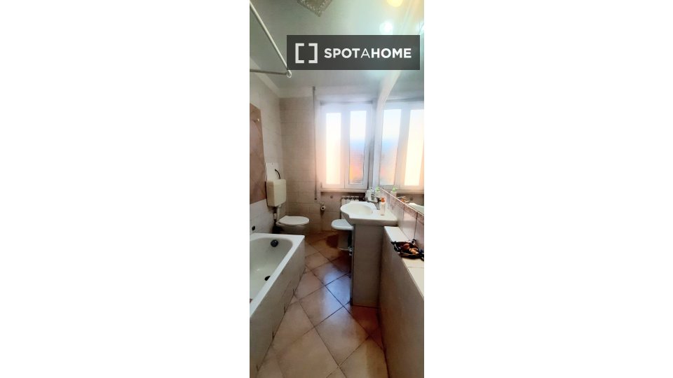 Double room Rome, 6 beds — photo 15