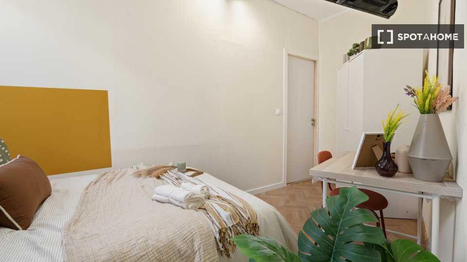 Double room Barcelona, 8 beds, 150m² — photo 40