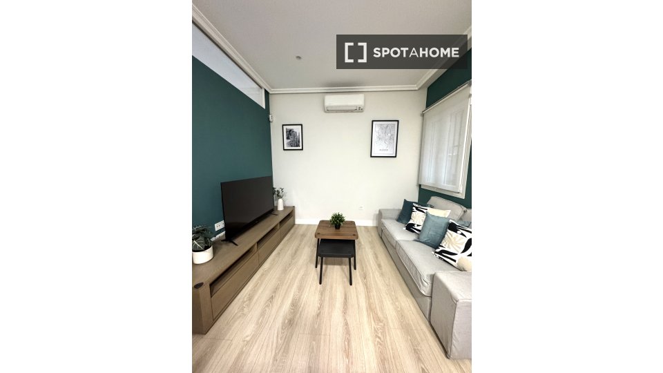 Apartment Madrid, 2 beds, 53m² — photo 4