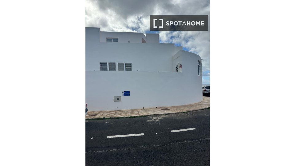 Apartment Santa_Cruz_De_Tenerife, 3 beds, 117m² — photo 18