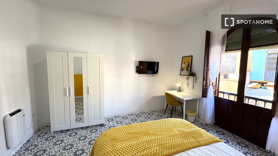 Double room Granada, 6 beds — photo 6