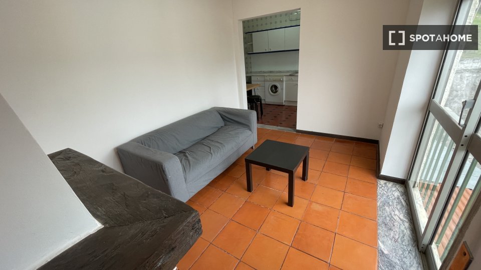 Double room Coimbra, 9 beds — photo 16