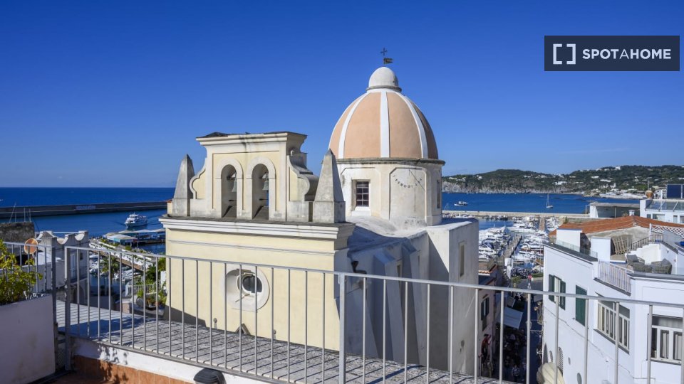 Apartment Naples, 2 beds, 70m² — photo 4