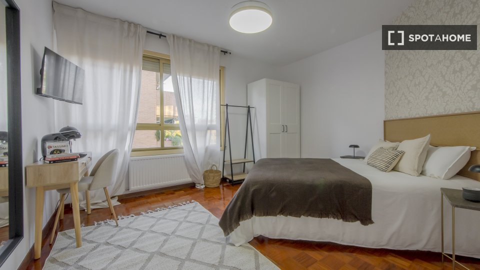 Double room Madrid, 7 beds — photo 1