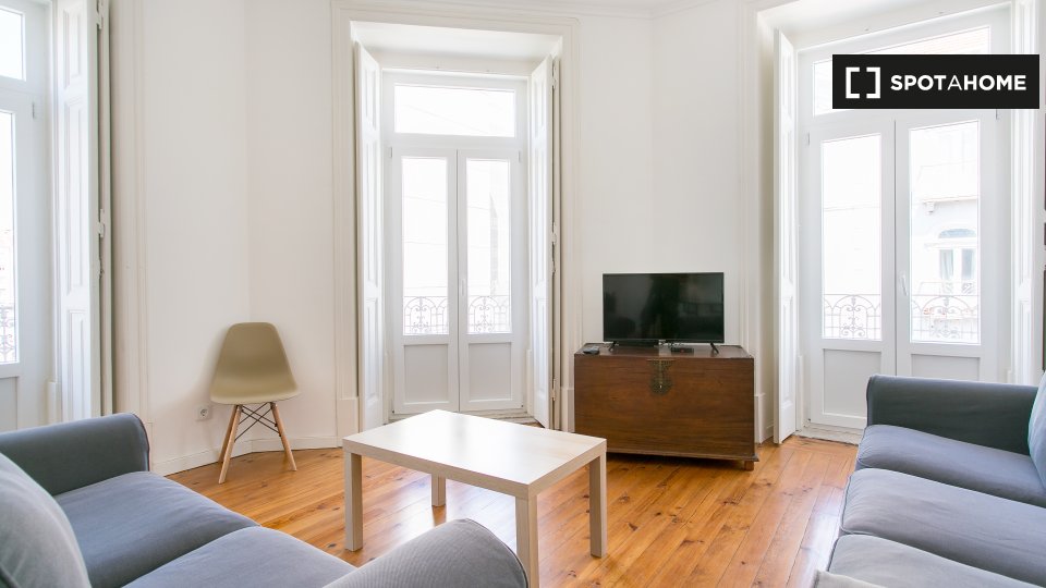 Apartment Lisbon, 7 beds — photo 4