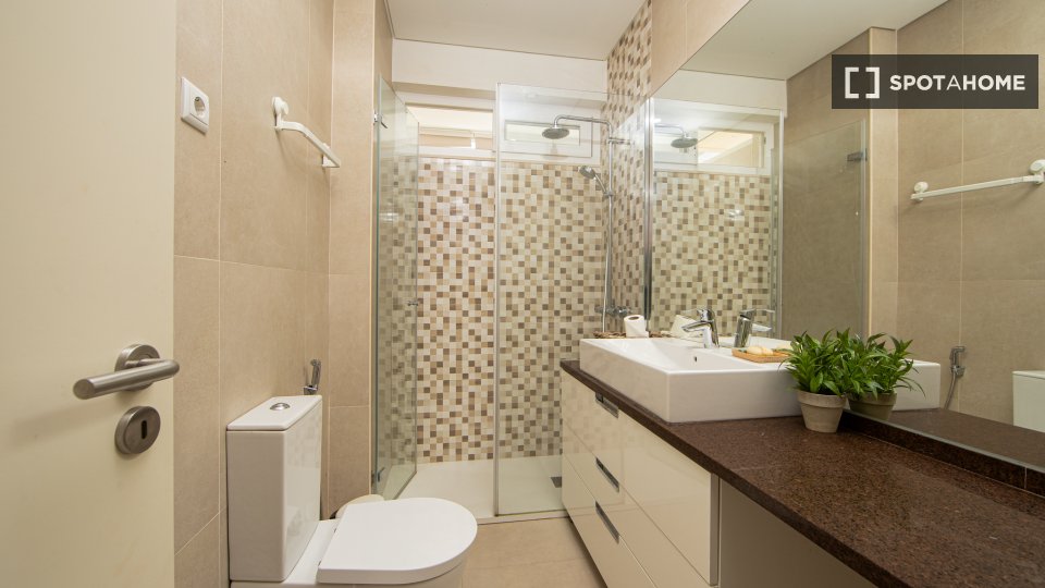 Apartment mono Lisbon, 60m² — photo 4