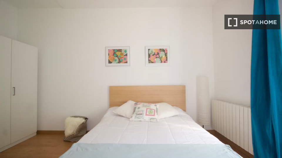 Double room Madrid, 6 beds, 200m² — photo 48