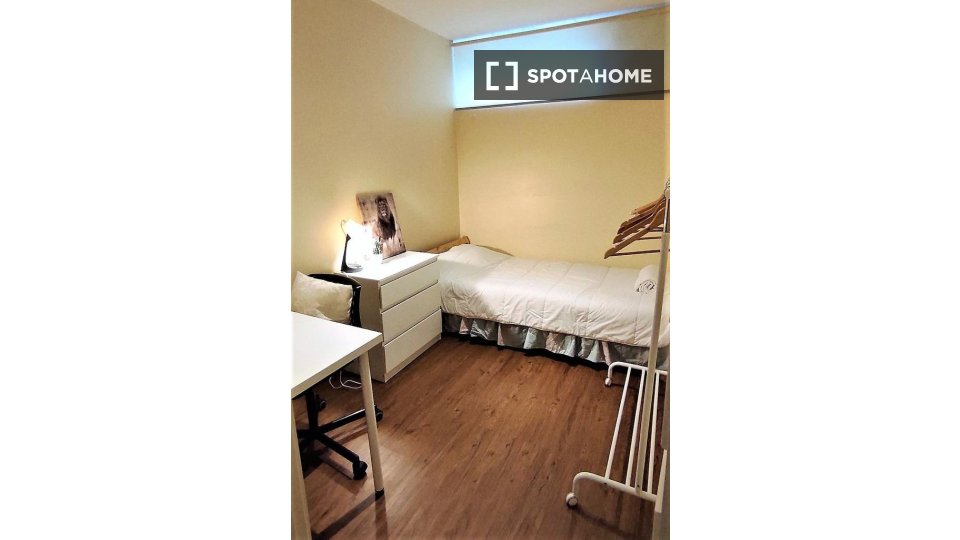 Double room Porto, 10 beds, 500m² — photo 4