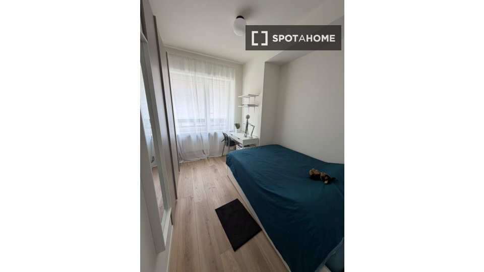 Double room Milan, 1 bed, 80m² — photo 2