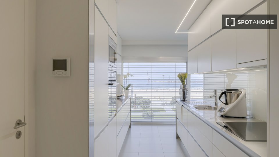 Apartment Porto, 4 beds, 250m² — photo 13