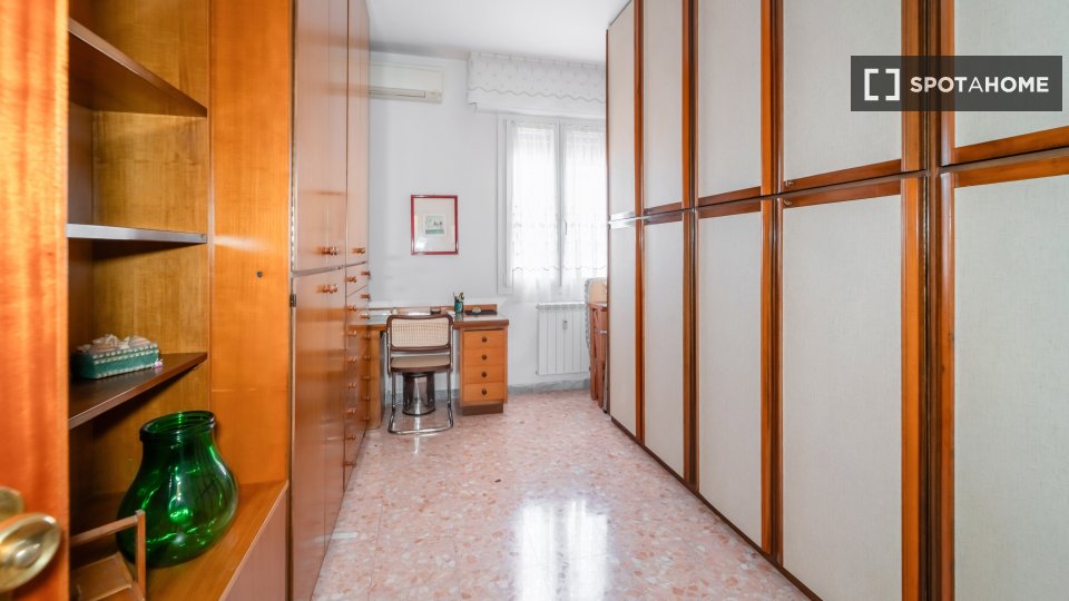Apartment Bologna, 2 beds, 93m² — photo 9