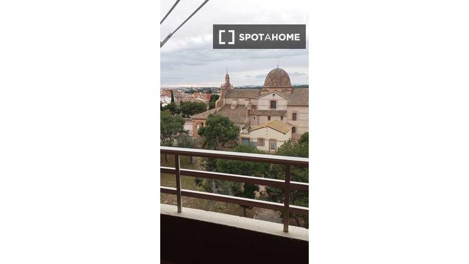 Double room Valencia, 5 beds, 110m² — photo 13