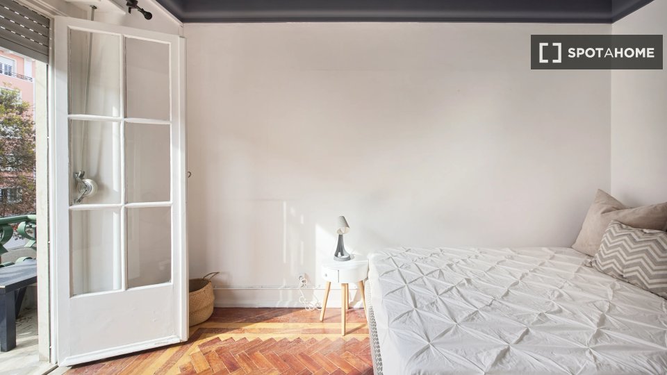 Double room Lisbon, 7 beds — photo 2