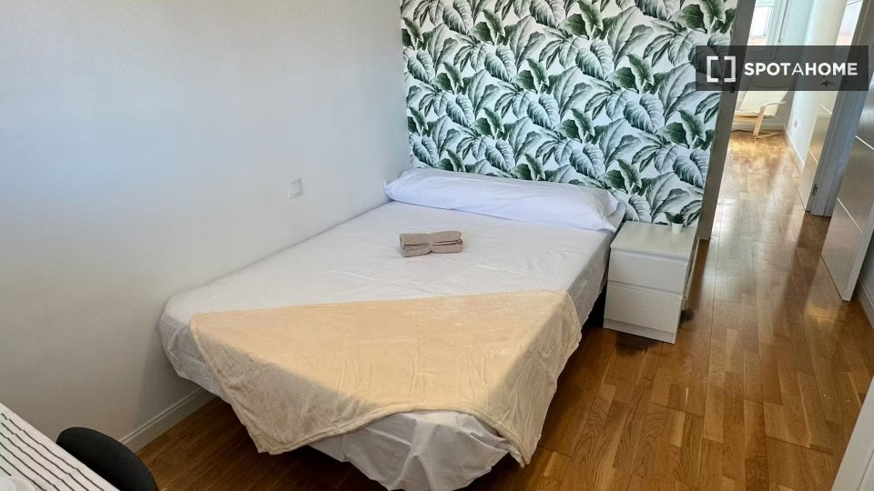 Double room Madrid, 4 beds — photo 3