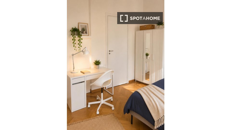 Double room Milan, 3 beds — photo 14