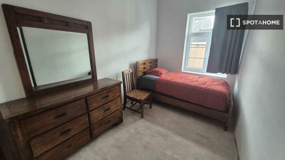 Double room Brussels, 6 beds — photo 1