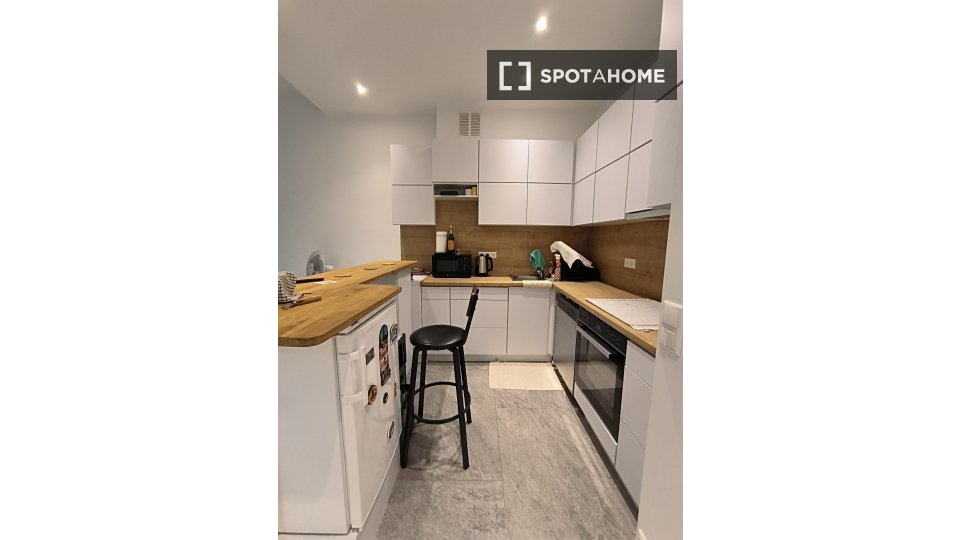 Apartment Berlin, 2 beds, 48m² — photo 3