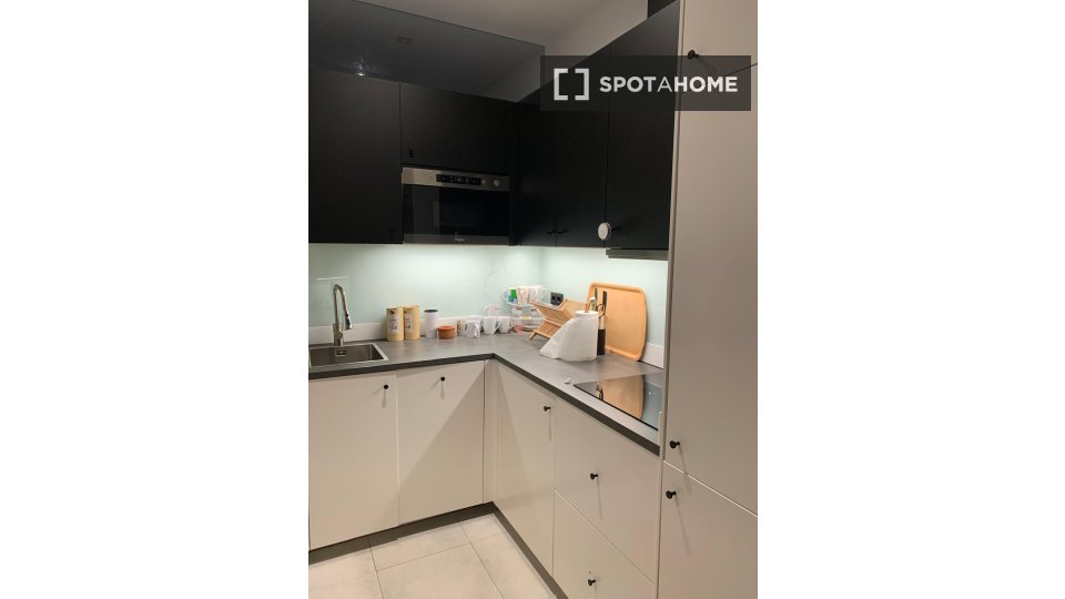 Double room Madrid, 1 bed, 180m² — photo 5