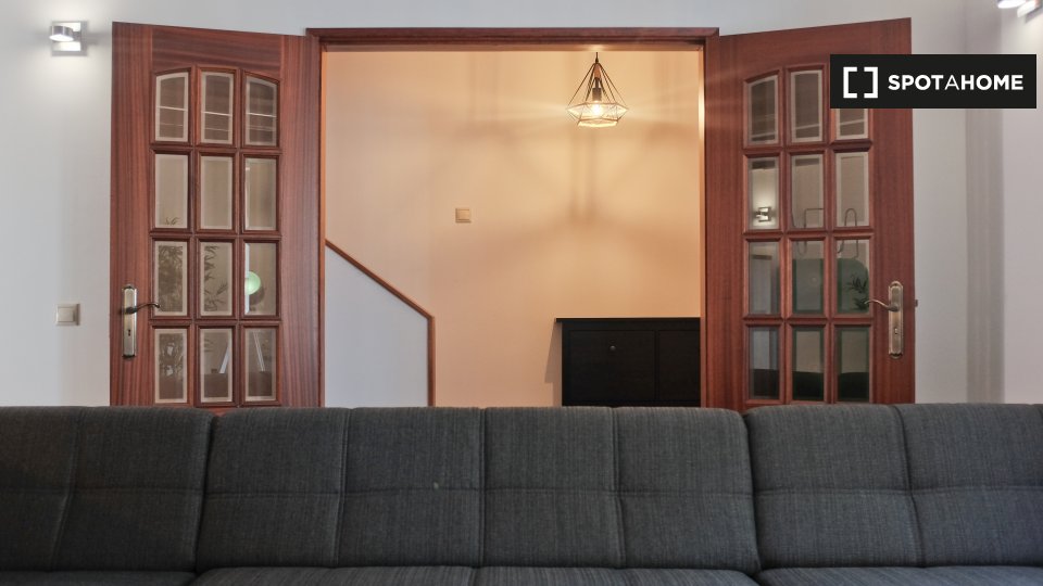 Apartment Lisbon, 4 beds, 123m² — photo 6