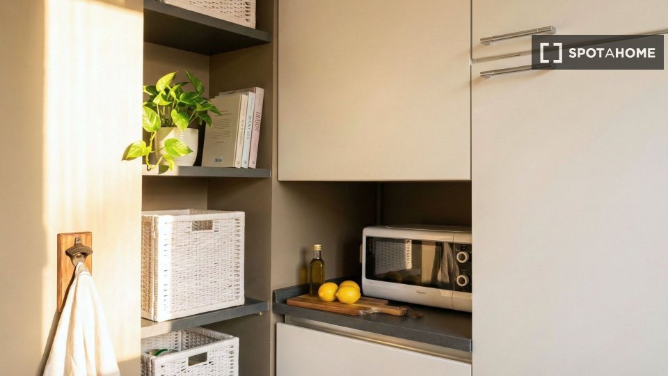 Apartment Milan, 1 bed — photo 31