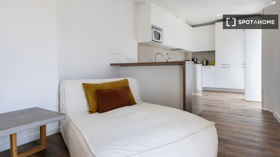 Apartment Lisbon, 3 beds — photo 9