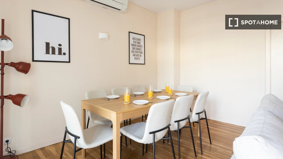 Double room Barcelona, 6 beds — photo 16
