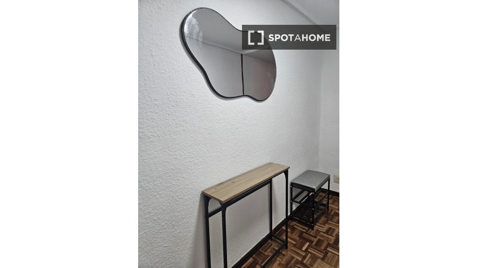 Double room Zaragoza, 4 beds, 92m² — photo 1