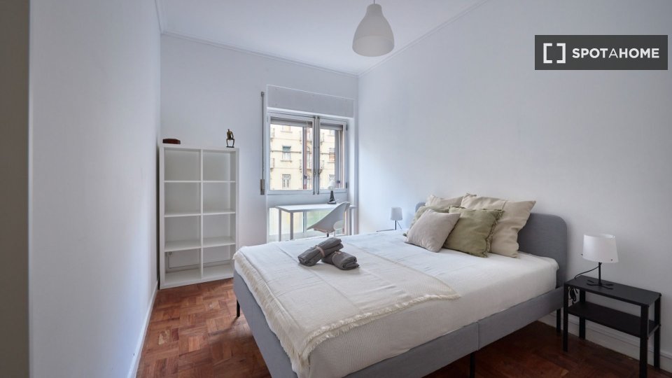 Double room Lisbon, 10 beds — photo 20