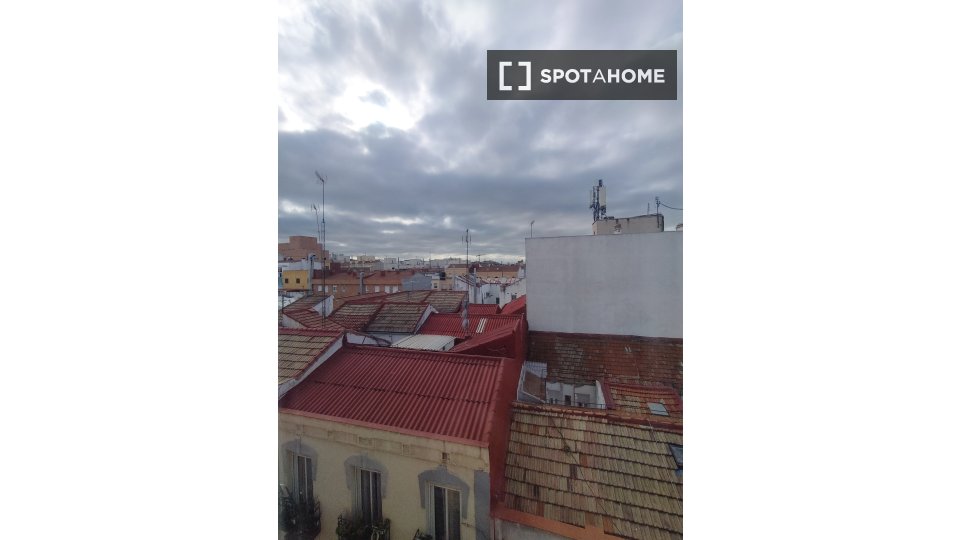 Double room Madrid, 4 beds, 85m² — photo 14
