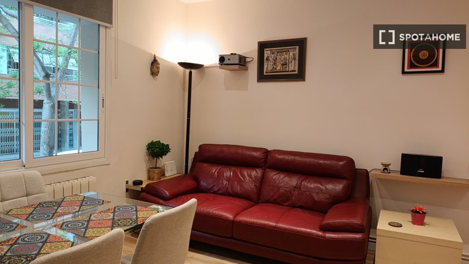 Apartment Barcelona, 2 beds, 60m² — photo 6