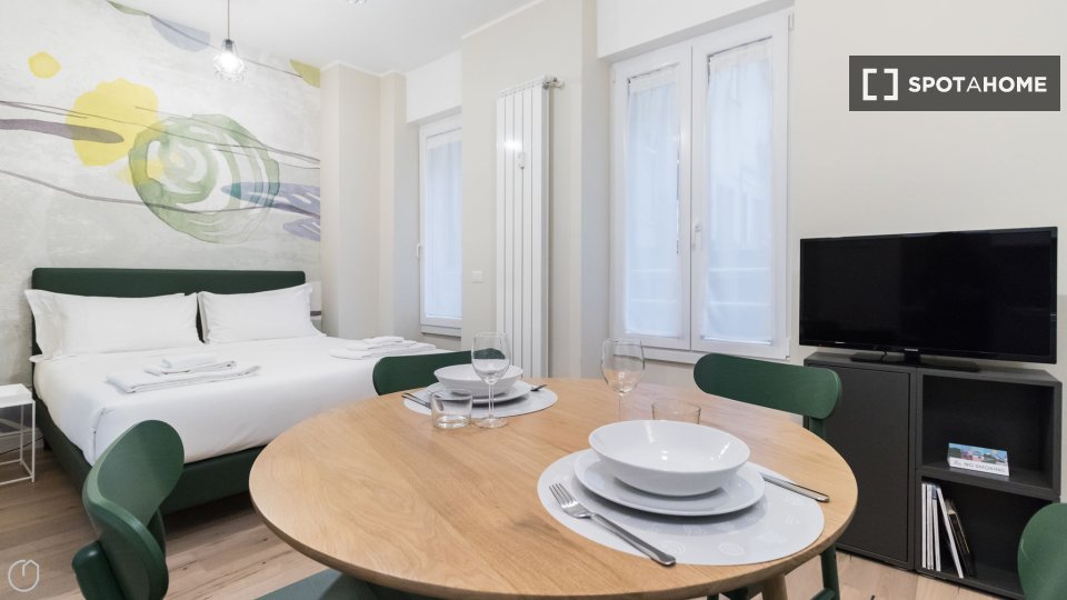 Apartment Milan, 1 bed, 37m² — photo 2