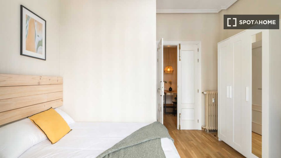 Double room Madrid, 7 beds — photo 39