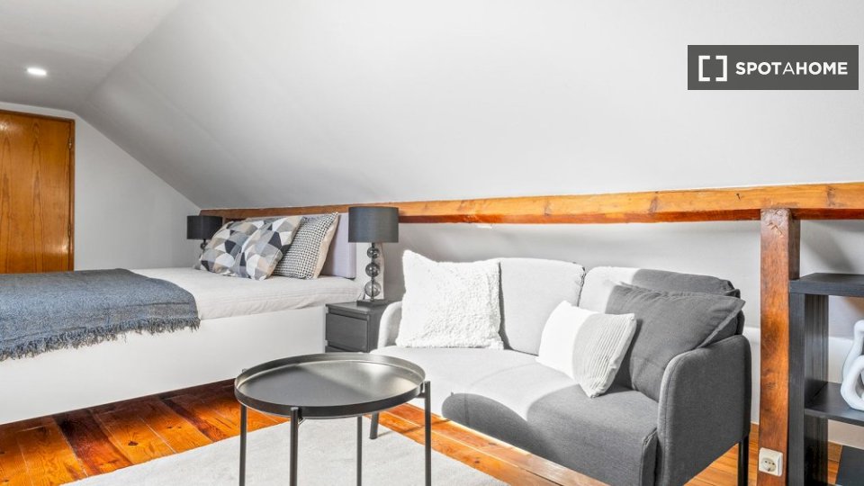 Double room Lisbon, 8 beds — photo 12
