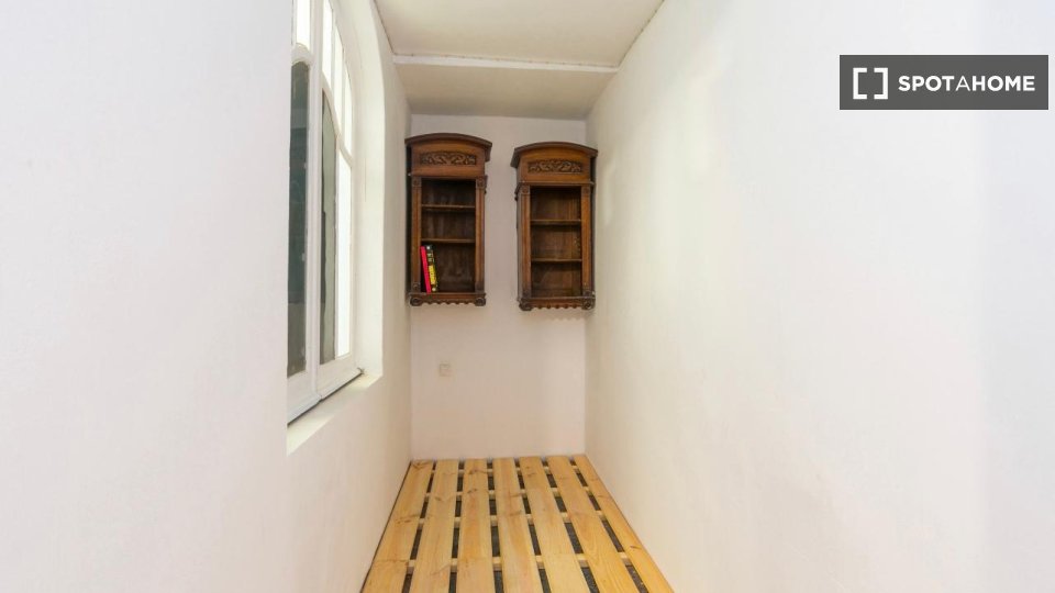 Double room Barcelona, 6 beds, 100m² — photo 9