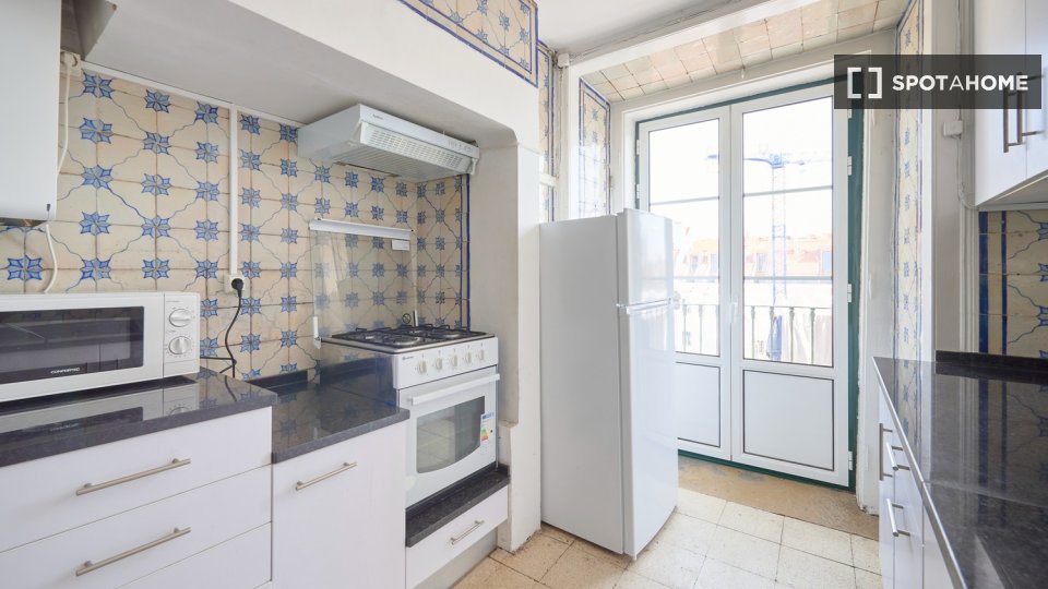 Double room Lisbon, 7 beds — photo 50