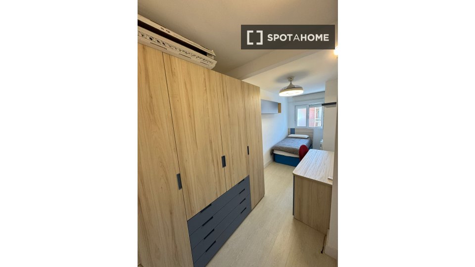 Apartment Madrid, 2 beds — photo 12