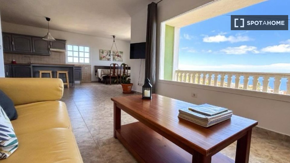 Apartment Santa_Cruz_De_Tenerife, 3 beds, 200m² — photo 7